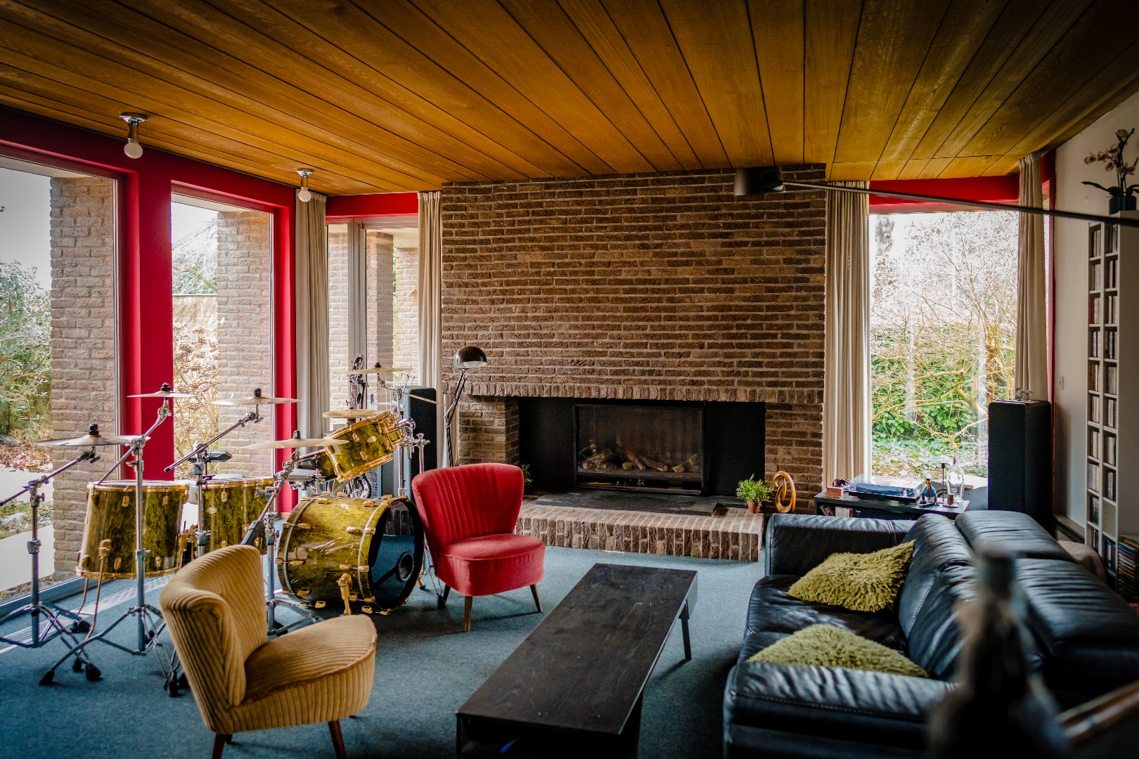 Unieke woning met 5 slaapkamers residentieel gelegen te Eeklo 