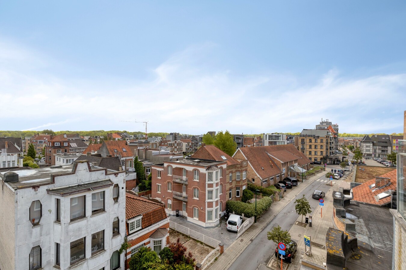 Penthouse ensoleillé avec une très grande terrasse 
