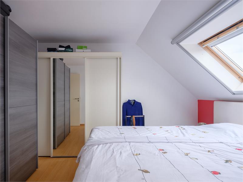 VERKOCHT! Uitzonderlijk mooie woning in residentiële wijk te Eeklo 