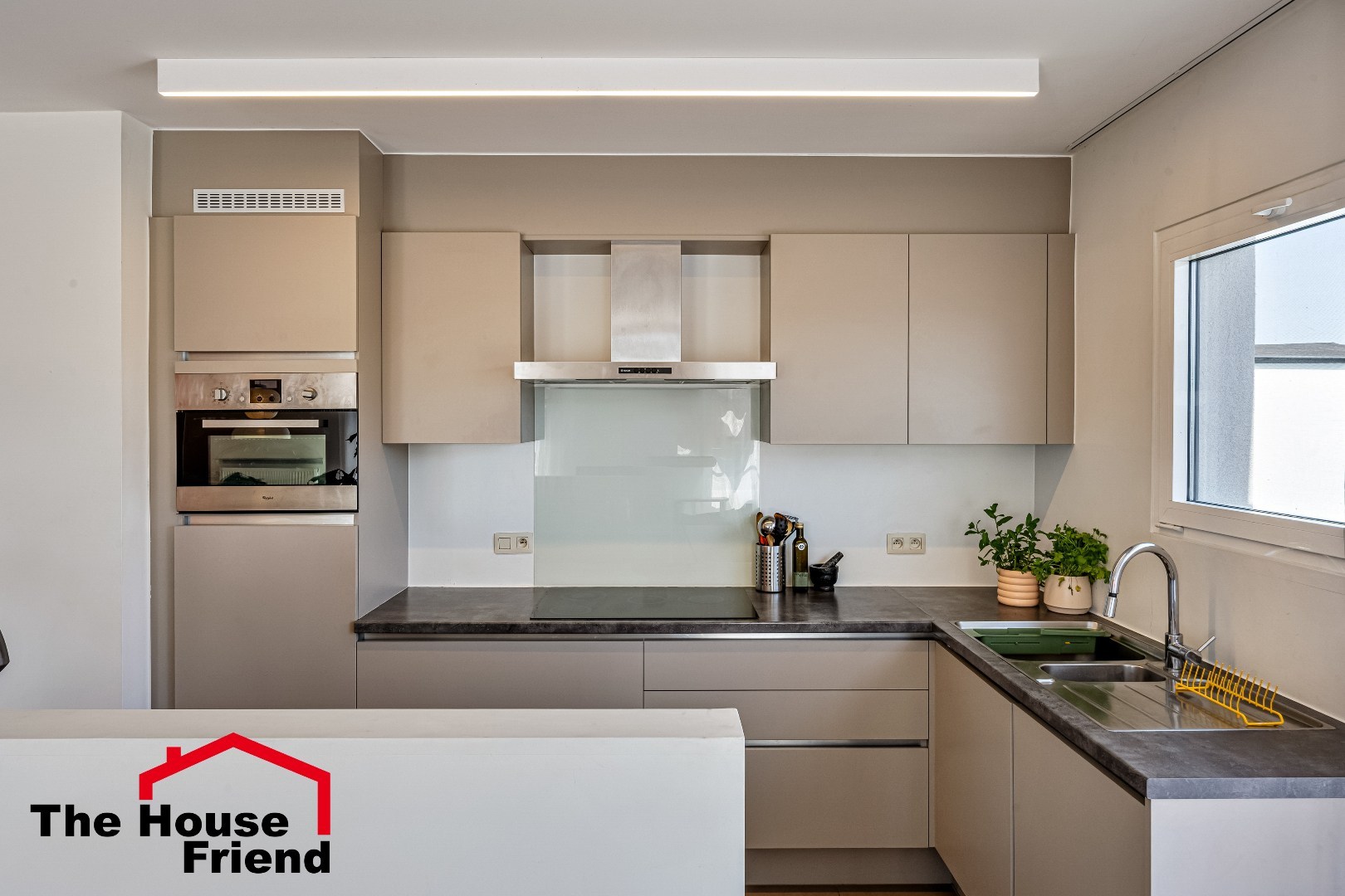 Zeer ruim penthouse met groot terras 