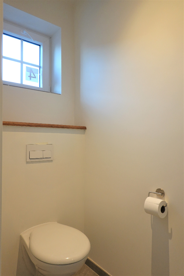 Halfopen nieuwbouw met inpandige garage 