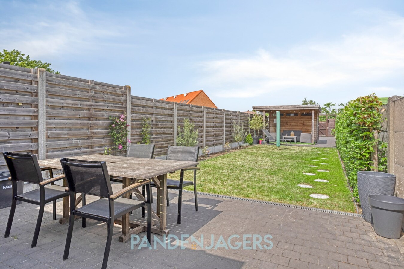 Instapklare rijwoning met achteruitgang te Duffel-Oost 