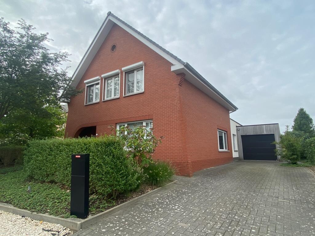 Instapklare woning in open bebouwing gelegen te Alken - Korte duur huurcontract 