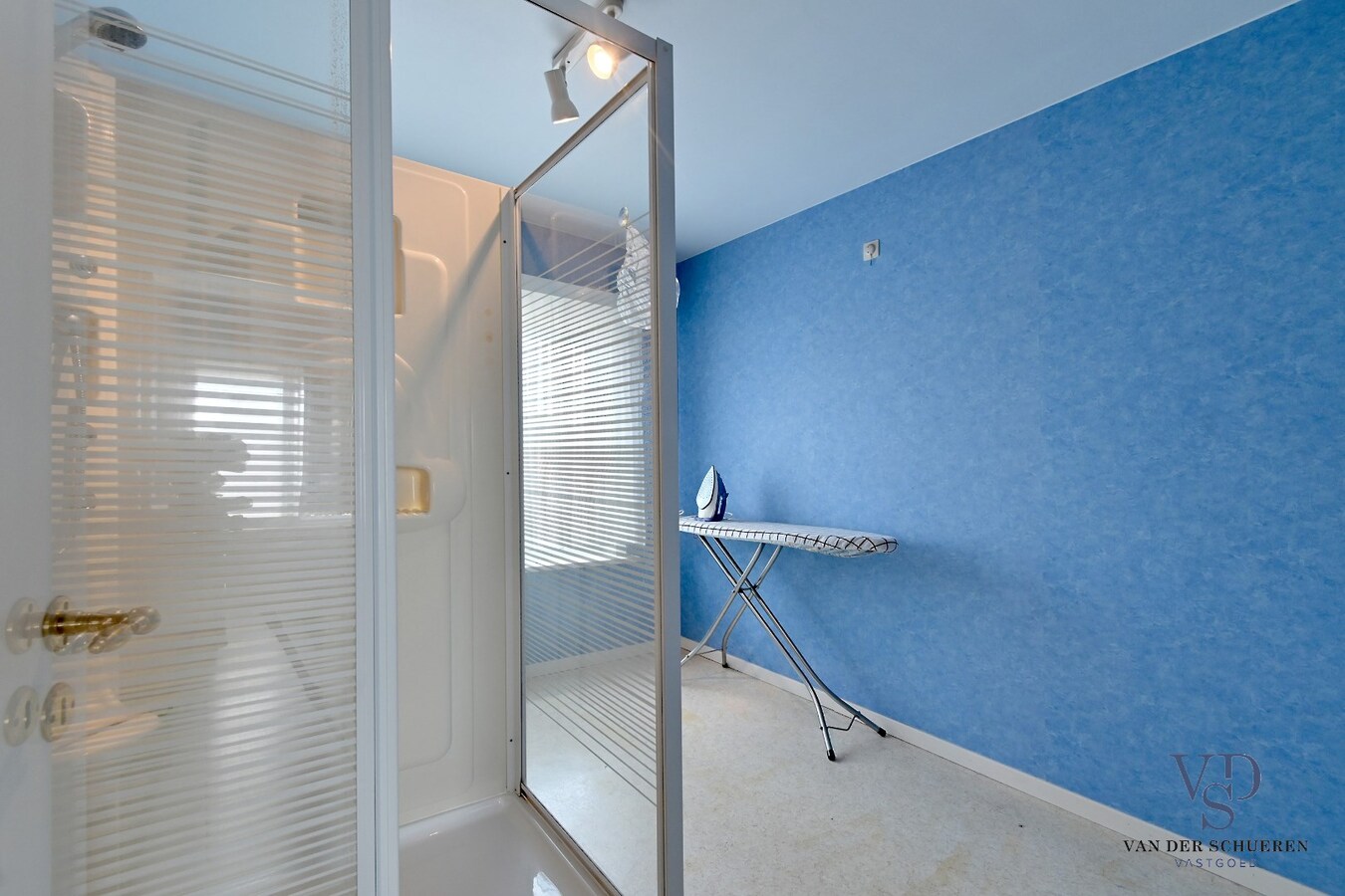 Degelijke, ruime eigendom in rustige residentiële wijk 