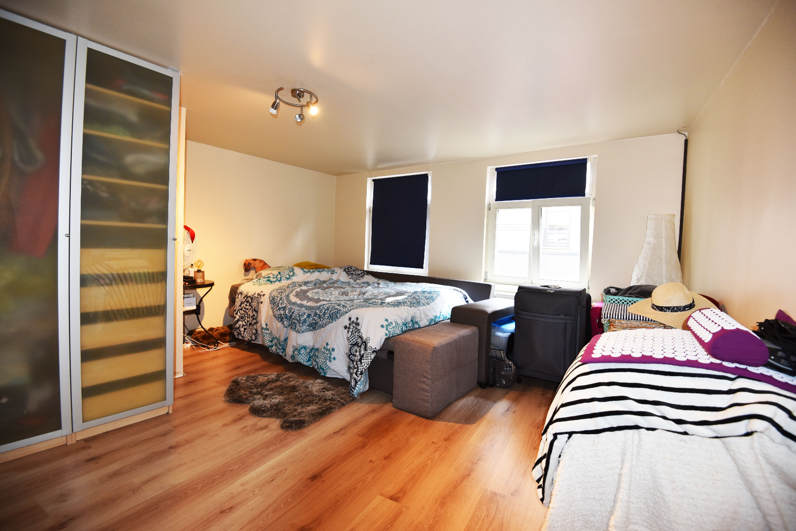 Gerenoveerde rijwoning met 2 slpks te centrum Eeklo 