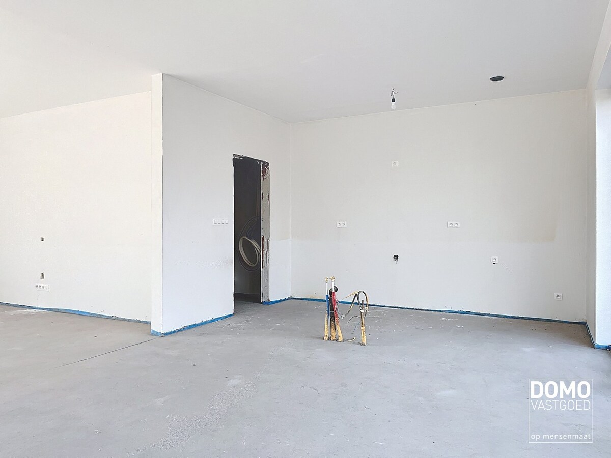 MODERNE NIEUWBOUWWONING CASCO PLUS MET 3 SLAAPKAMERS 