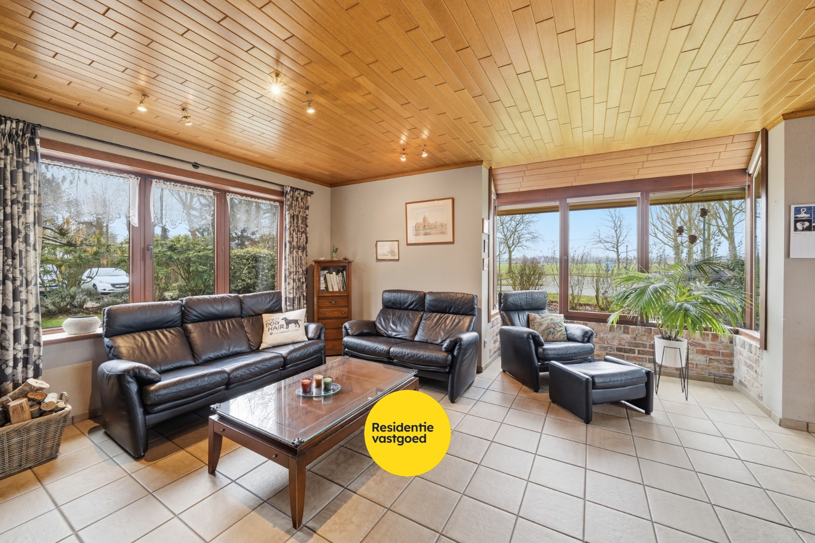 Rustig en groen wonen naast historisch erfgoed – Ruime alleenstaande woning in Ettelgem 