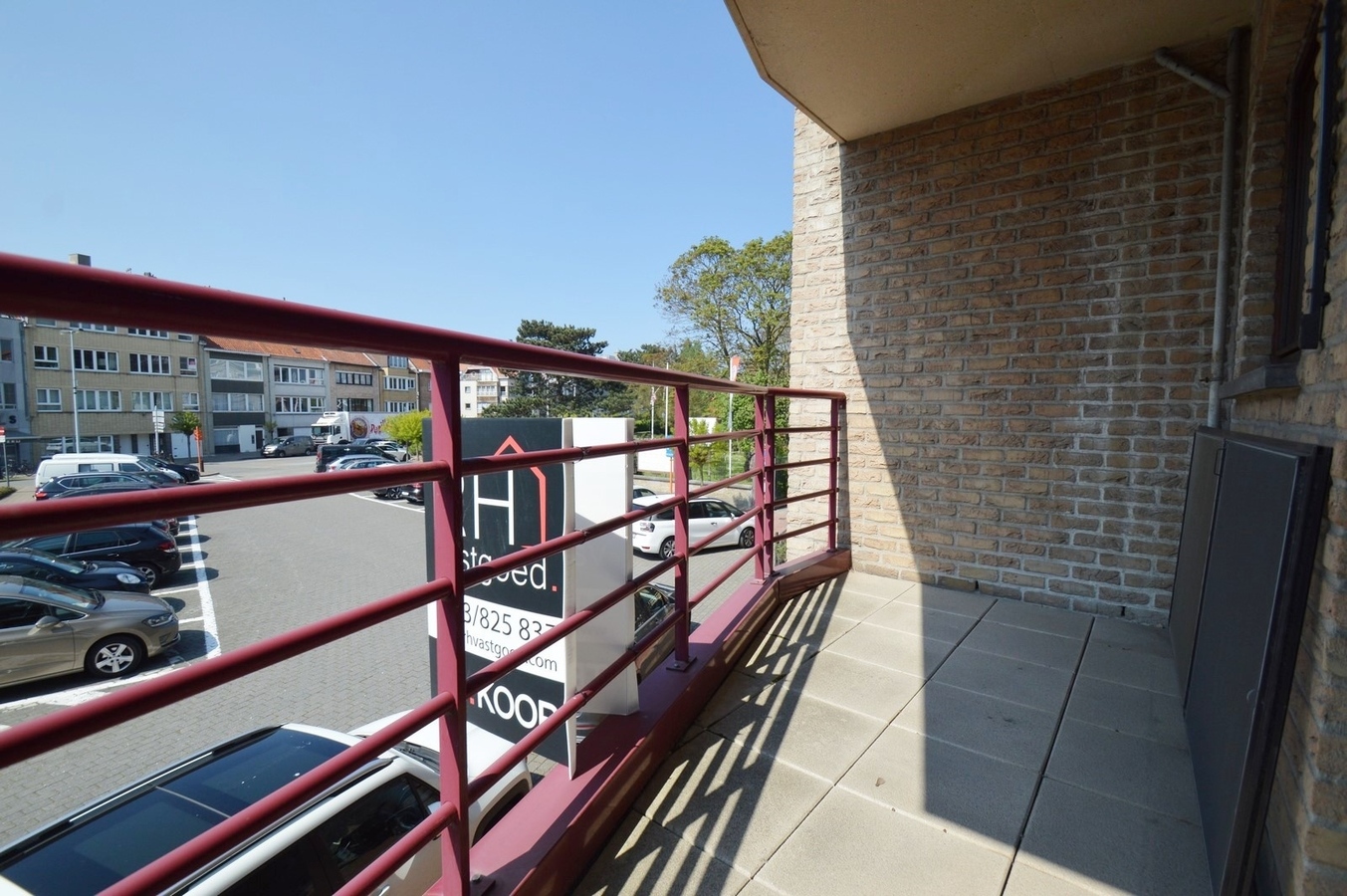 Lichtrijk hoekappartement vlakbij het centrum - Heist 