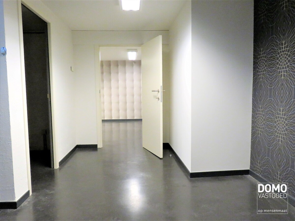 GUNSTIG GELEGEN OPBRENGSTEIGENDOM TE HASSELT 