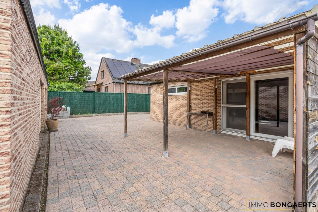 Ruime bungalow met drie slaapkamers 