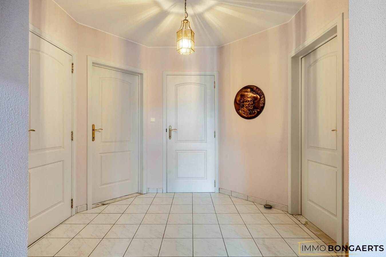 Ruime, rustig gelegen woning met drie slaapkamers 