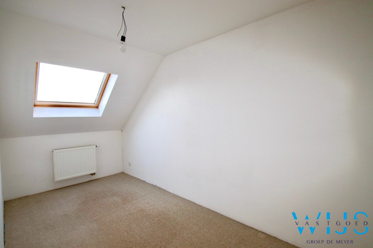 Energiezuinig 2 slaapkamerappartement met garage te Rieme! 