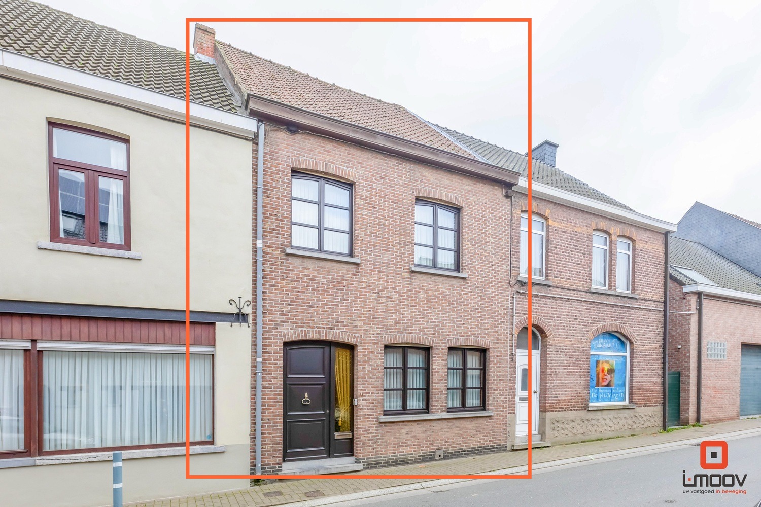 Charmante rijwoning met zeer veel mogelijkheden in Balegem! 