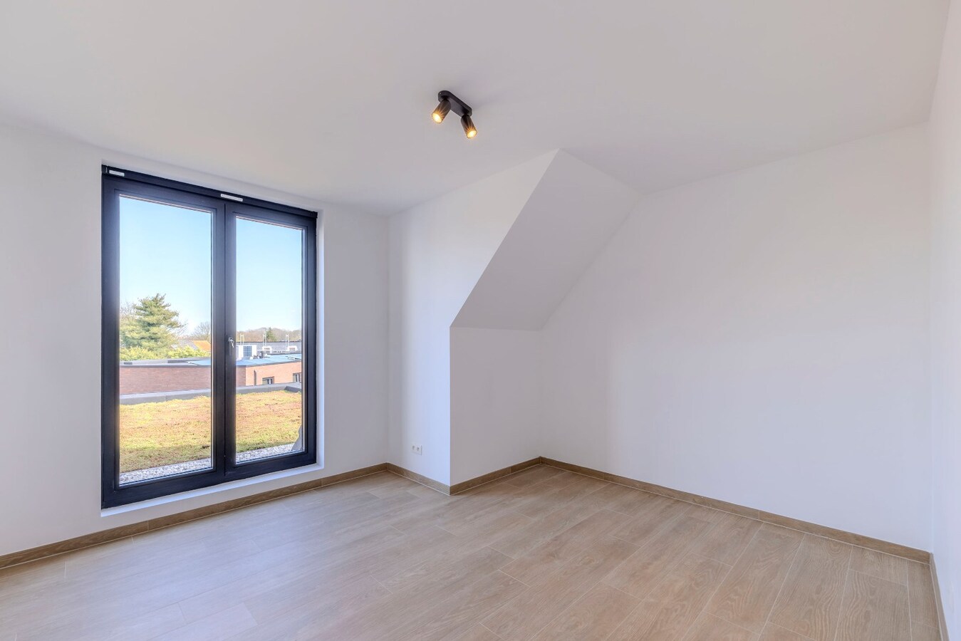 Nieuwbouwappartement - 2 slpks - staanplaats - lift - toplocatie 