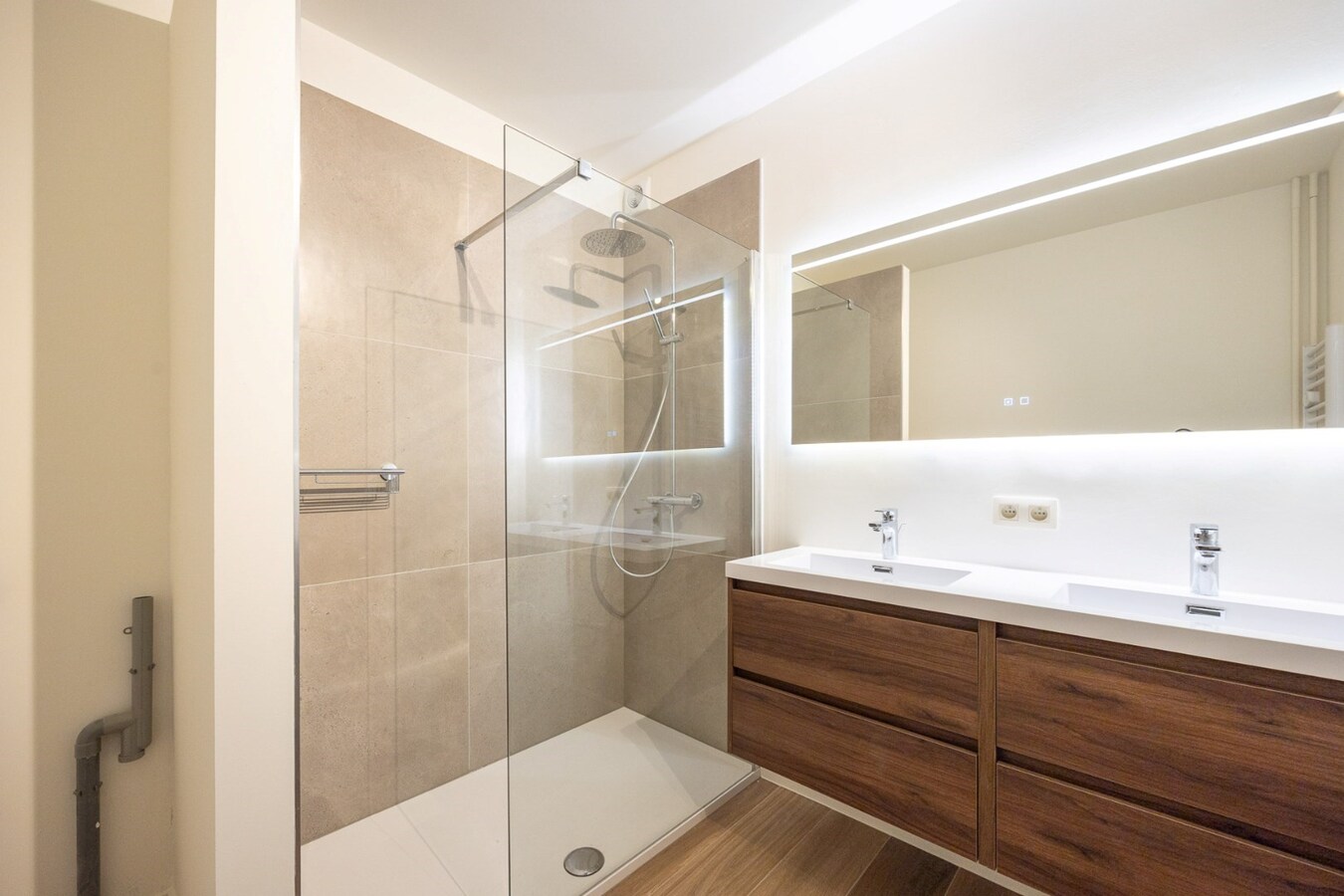 Prachtig gerenoveerd appartement 104 m² met 3 slaapkamers 