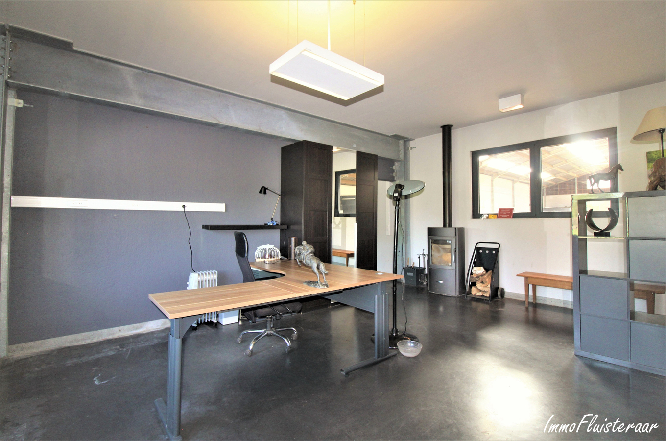 Professional recently built equestrian center on more than 3ha at Hannut (Luik/Liège; Belgium) 