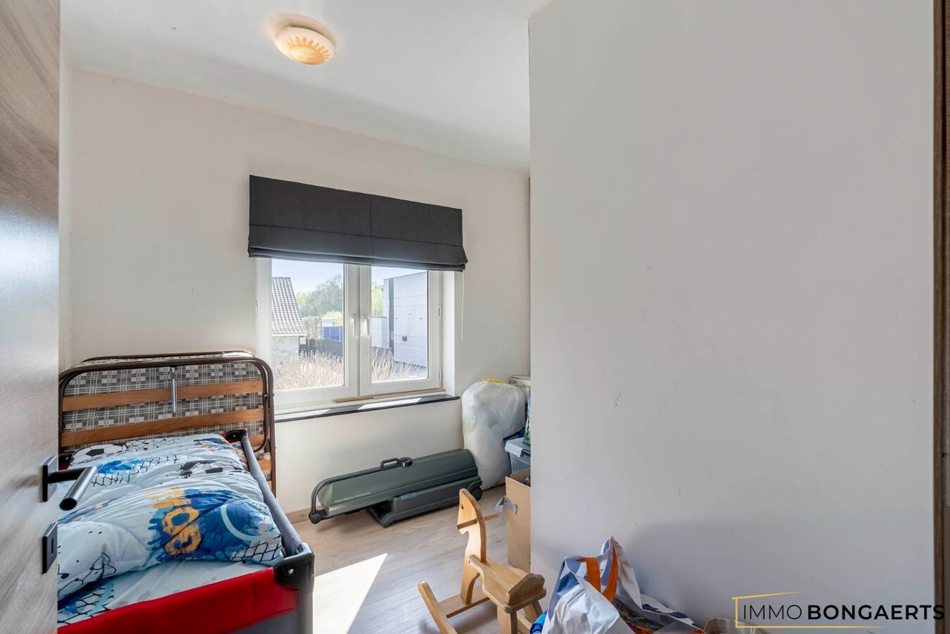 Gerenoveerde woning met vier slaapkamers 