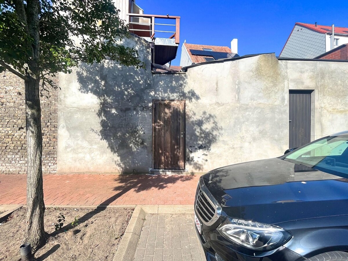 Gezinswoning met uitweg te Heist 