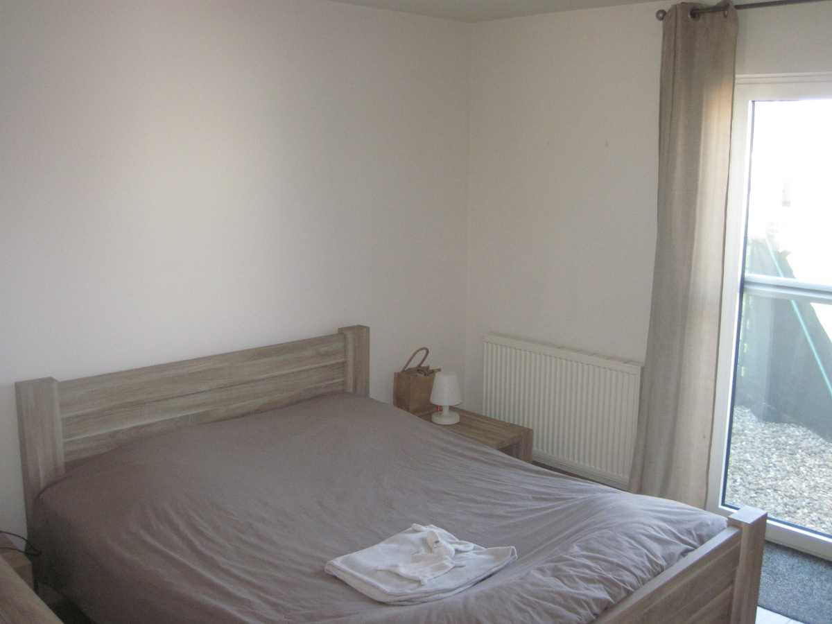 Gelijkvloers appartement. Aangenaam wonen ! 