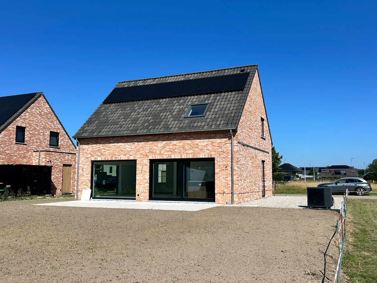 Instapklare nieuwbouwwoning met 3 slaapkamers en tuin op 681 m² 
