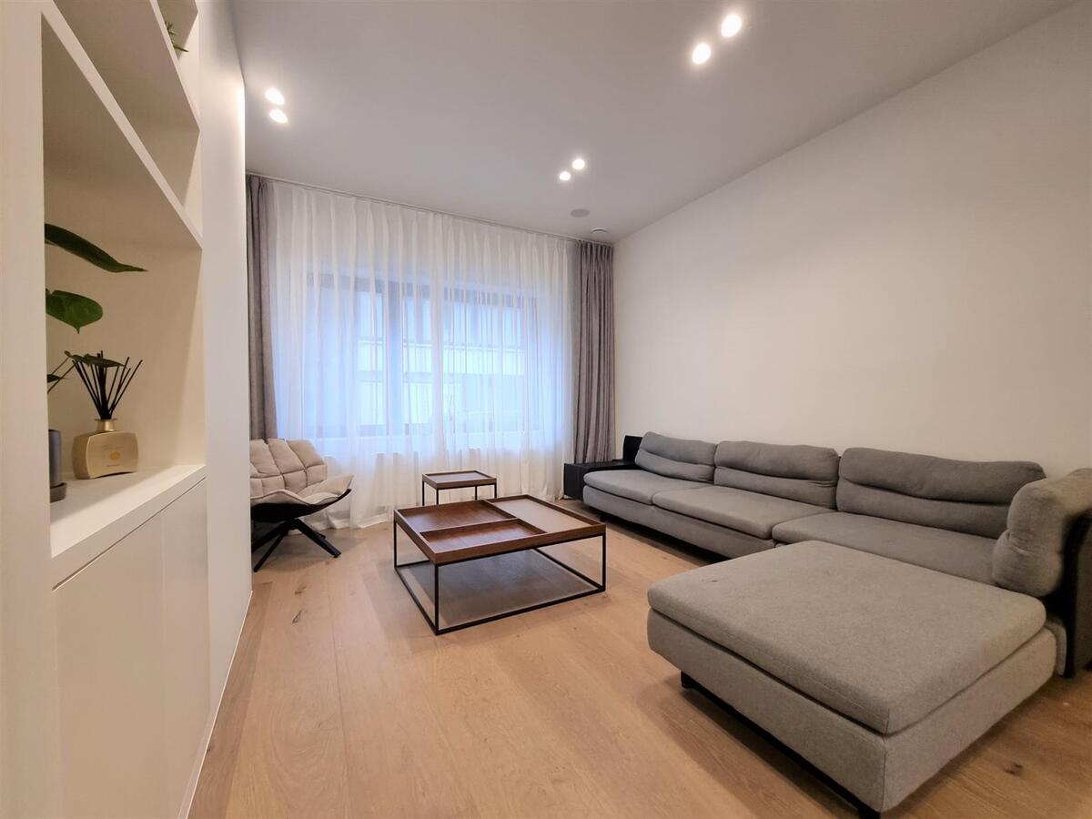 Subliem gerenoveerde woning met 5 slaapkamers &amp; 3 badkamers - Heist 