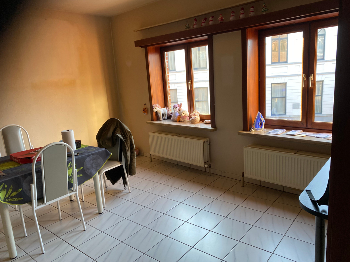 Ruim 2-slaapkamer appartement in centrum Zottegem 