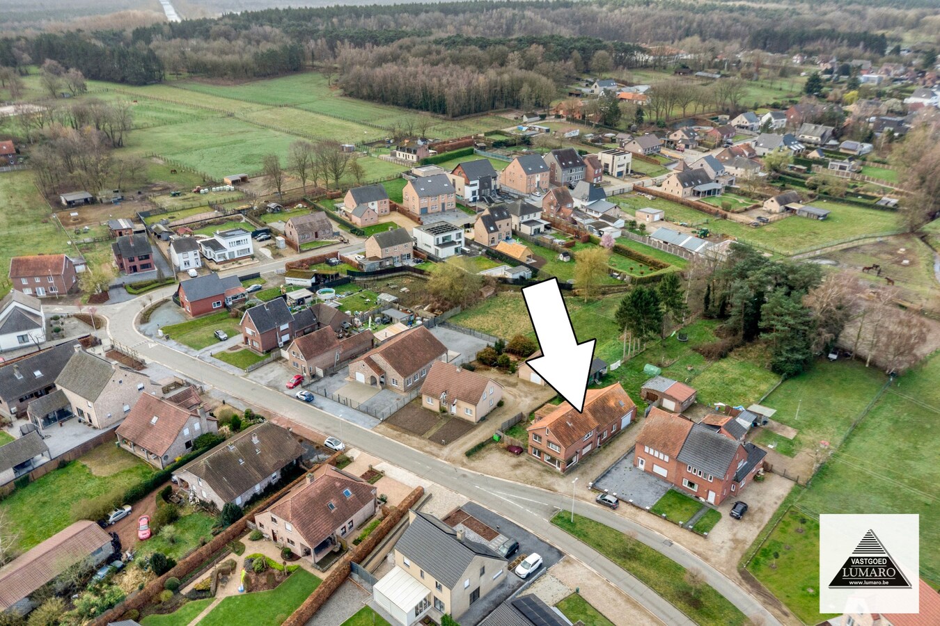 In een rustige omgeving gelegen vrijstaande woning op 1.340 m² 