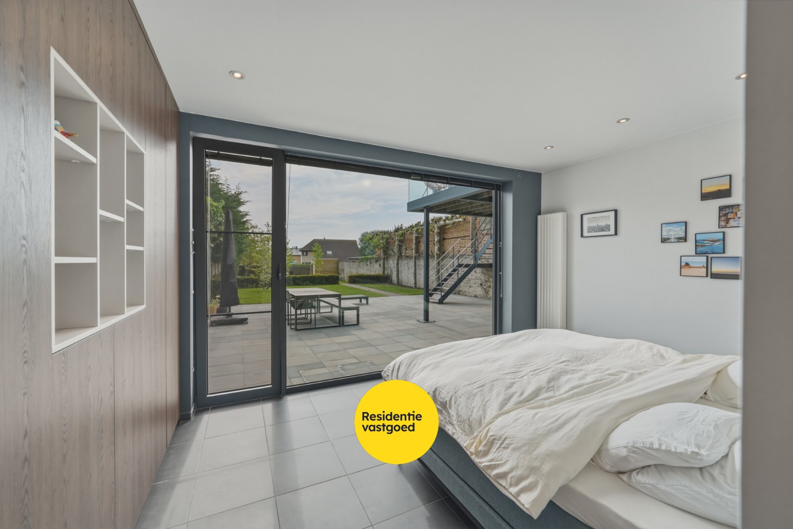 Ruime instapklare woning met zongerichte tuin in hartje Oudenburg 