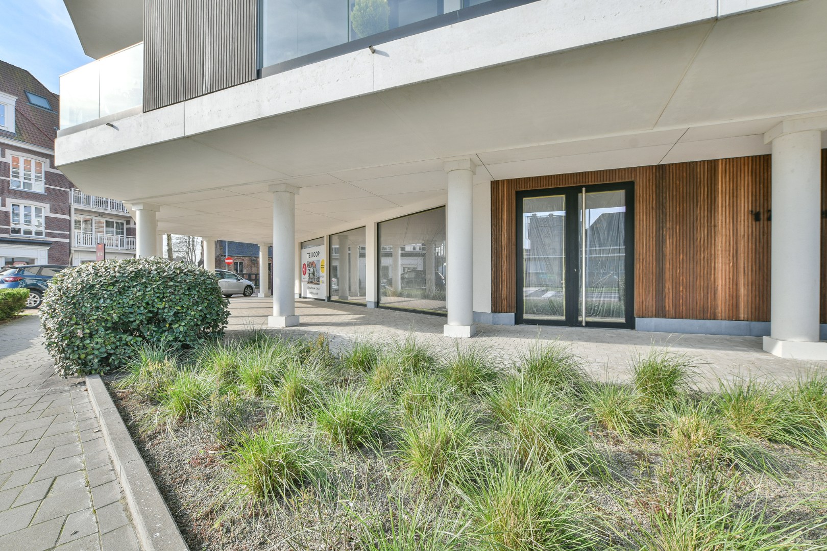 Handelspand op topligging in Wenduine – casco 200 m² 