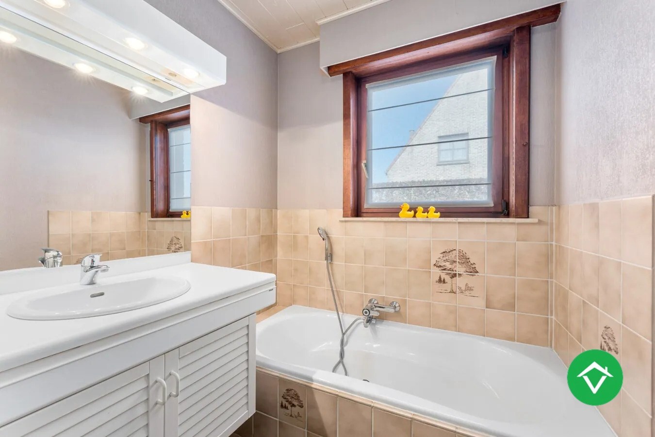 Alleenstaande woning met 3 slaapkamers en garage te Koekelare 