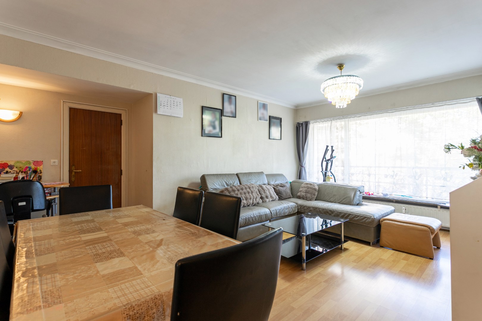 Appartement met 2 slaapkamers, terras en kelder te Anderlecht 