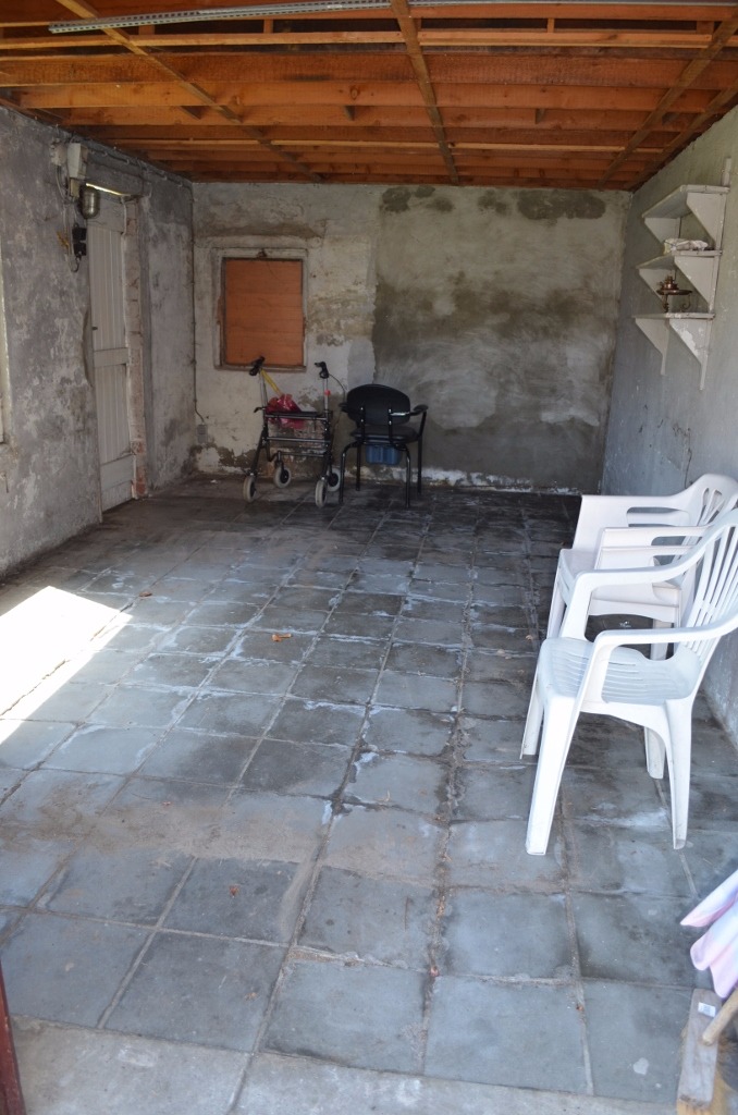 Te renoveren villa op mooi perceel goed gelegen nabij centrum Maldegem 