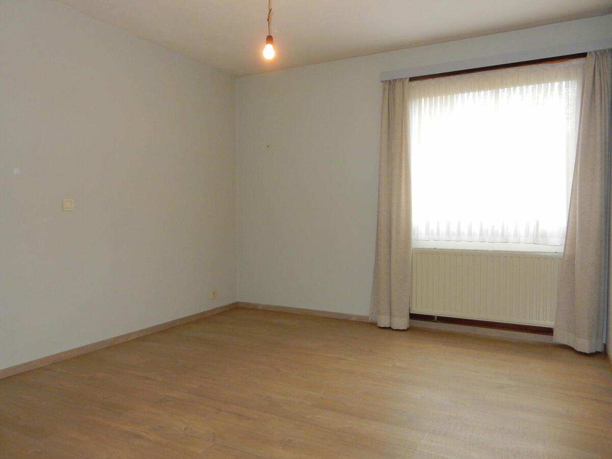 Lichtrijk tweeslaapkamerappartement te Kuurne 