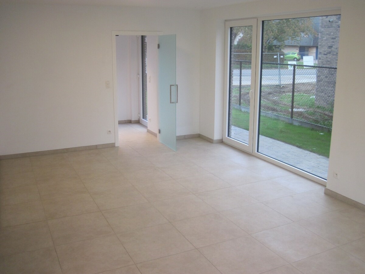 Eigentijdse nieuwbouwwoning 