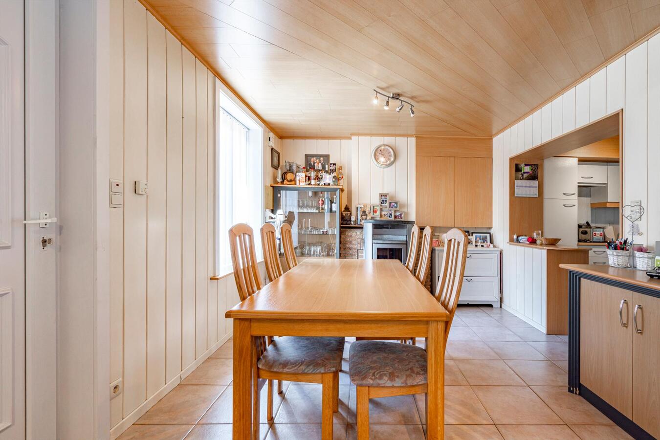 Uitstekend gelegen vrijstaande woning met grote onderhoudsvriendelijke tuin 