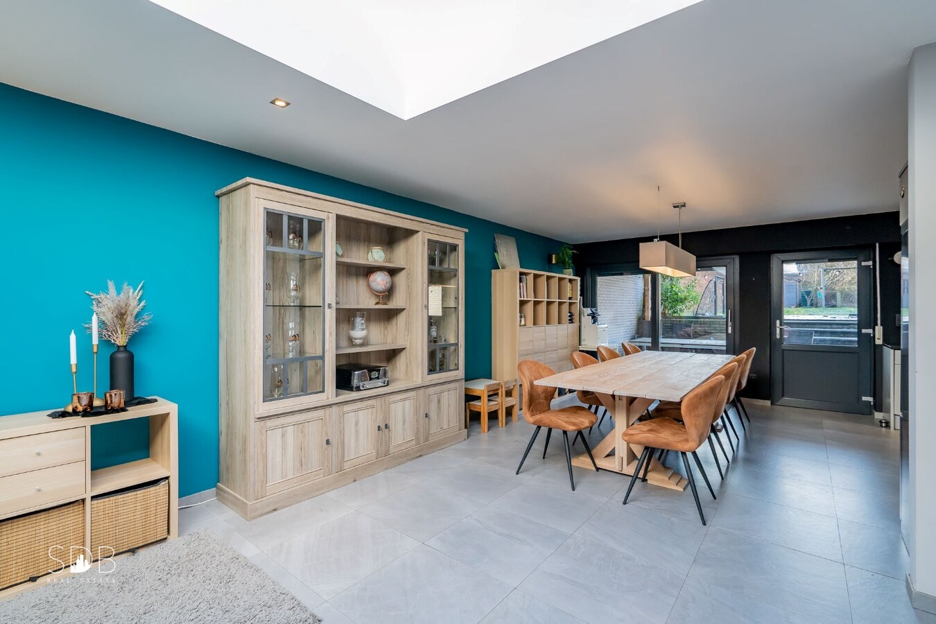 Hedendaagse gesloten bebouwing 