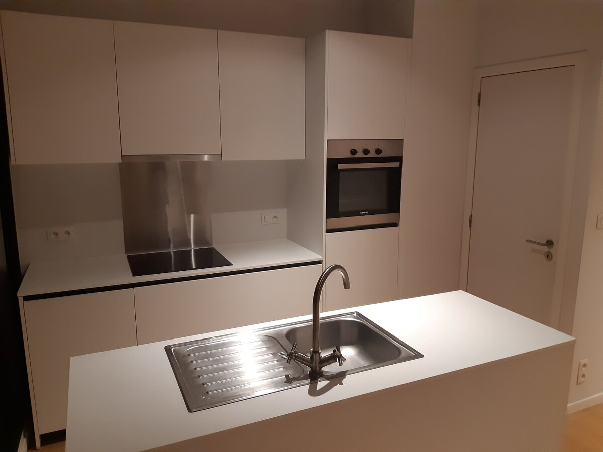 Praktisch 2 slpk-appartement met terras. 