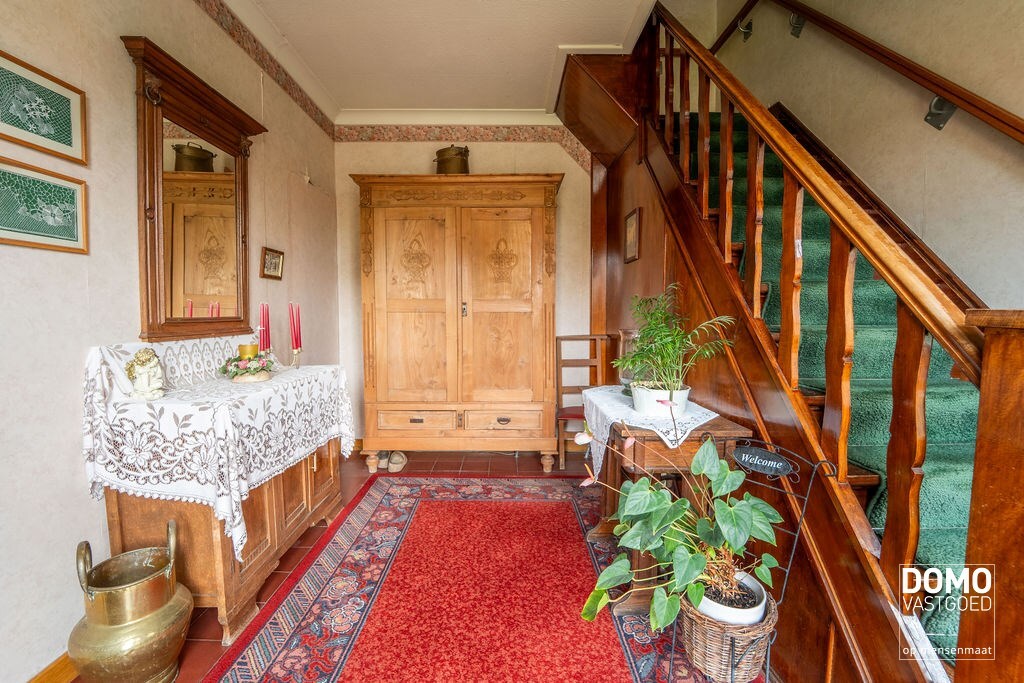 CHARMANTE TE RENOVEREN WONING MET 4 SLAAPKAMERS OP EEN PERCEEL VAN 13A TE HASSELT (KURINGEN) 