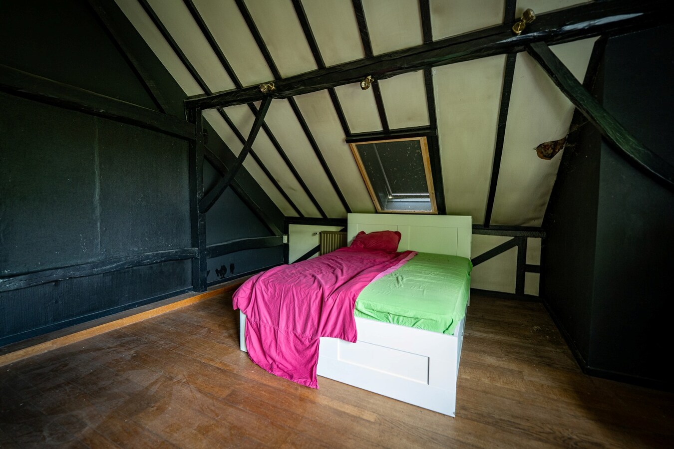 Karaktervolle hoeve met weides op ca. 2ha te Herk-de-Stad 