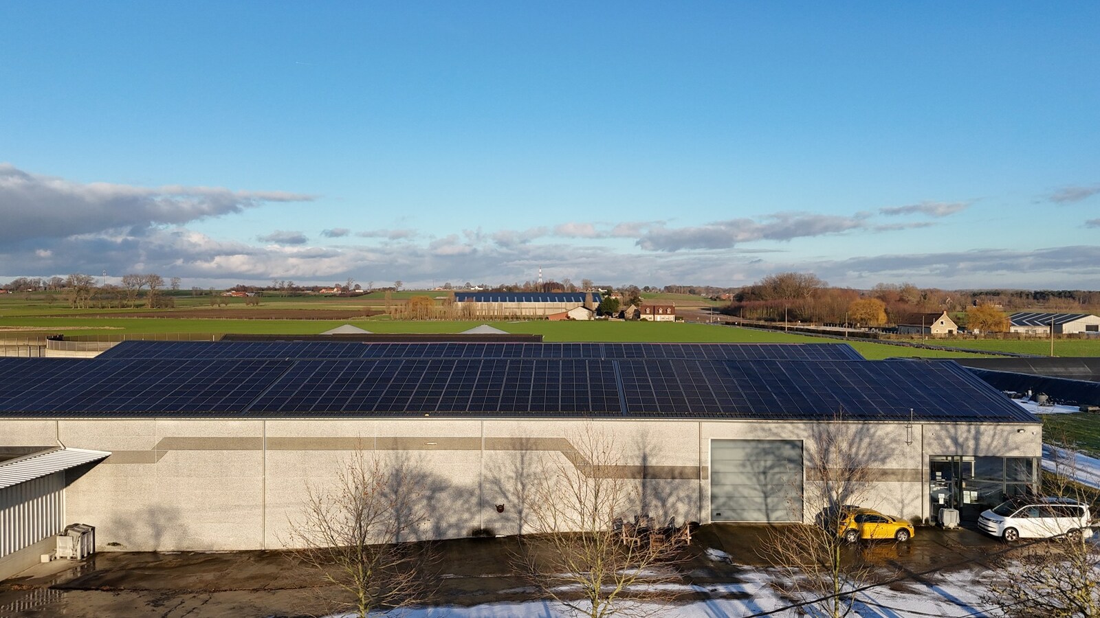 Loods met burelen te huur te Koekelare 