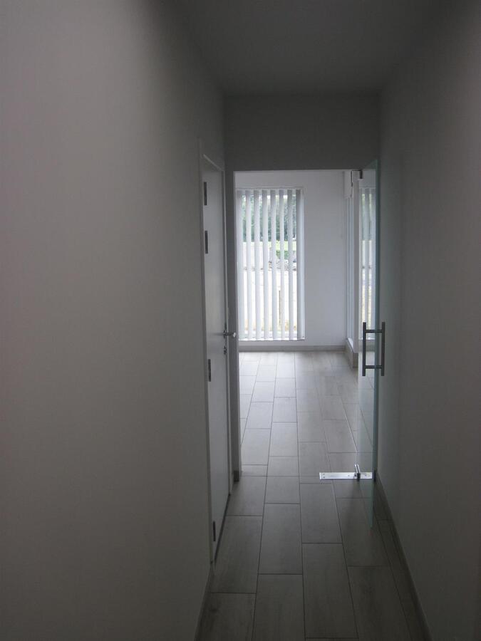 LUXUEUS 1-SLPK-APPARTEMENT   (geen vaste kosten !). 