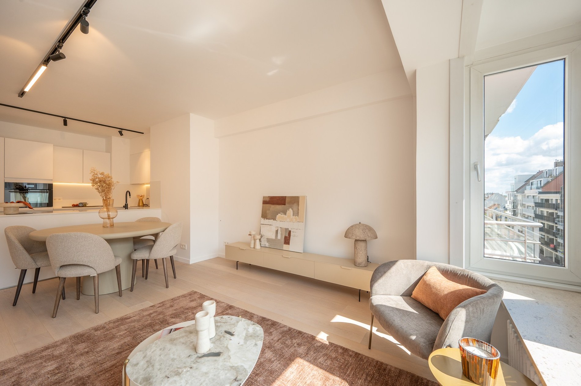 Magnifique appartement rénové de 2 chambres au cœur de Knokke 