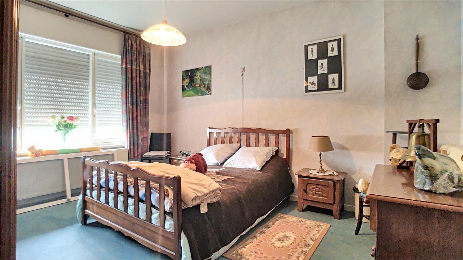 Ruime gezinswoning met tuin - Heist 