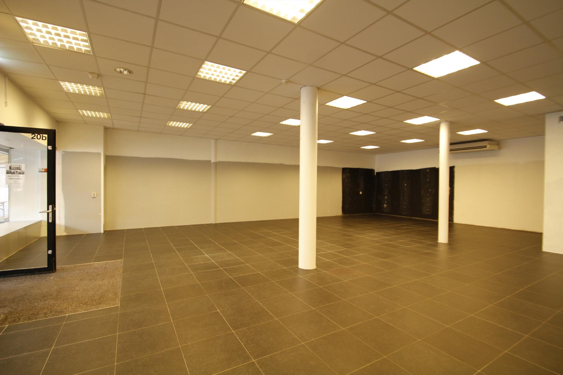 Commerciële winkel te huur in WEERT