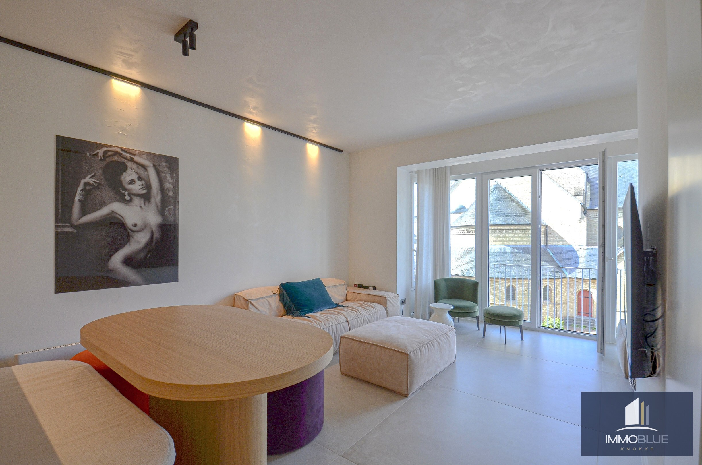 Stijlvol appartement met een open zicht gelegen nabij de Dumortierlaan. 