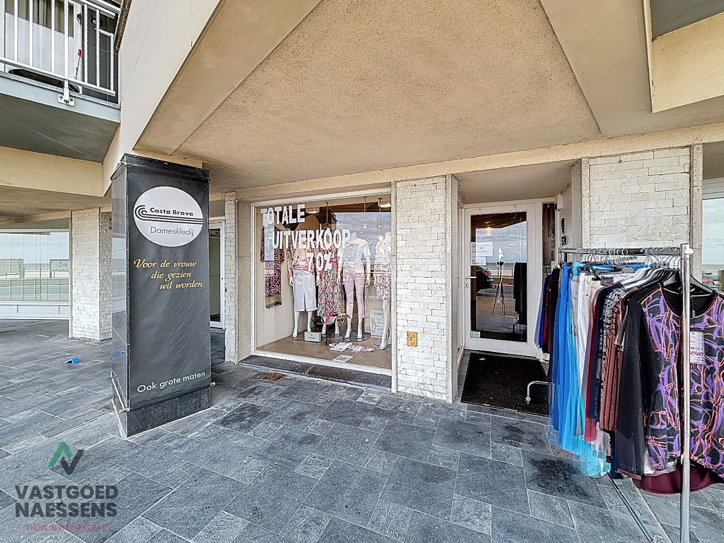 Local commercial à louer dans un emplacement de premier choix - Front de mer 