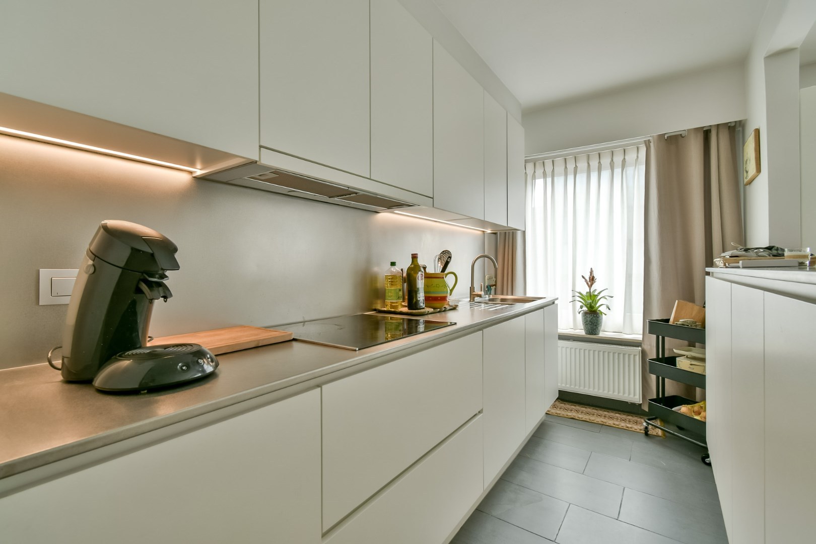 Instapklaar en lichtrijk appartement in centrum Torhout! 