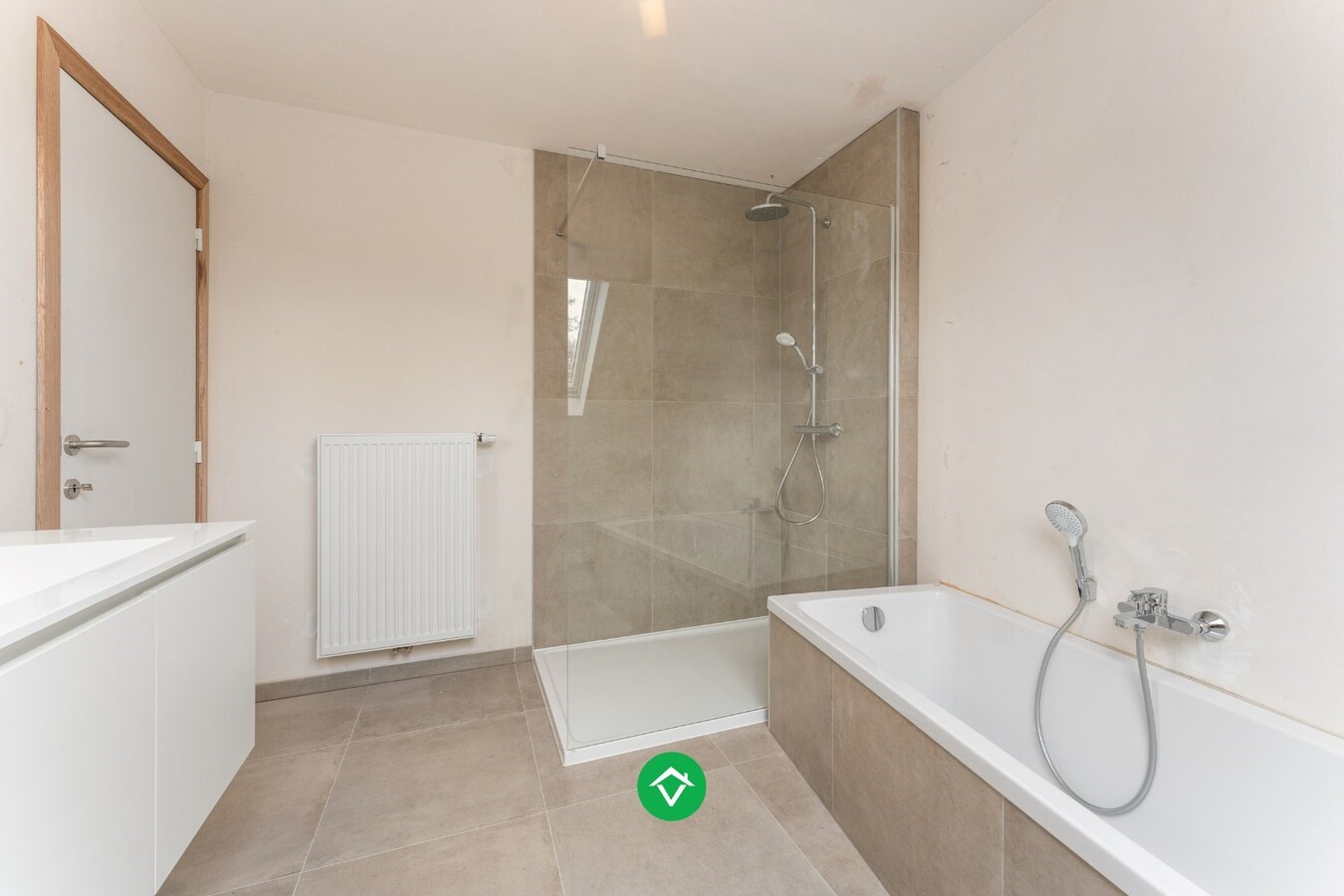 Woning met 3 slaapkamers en inpandige garage te Koekelare 