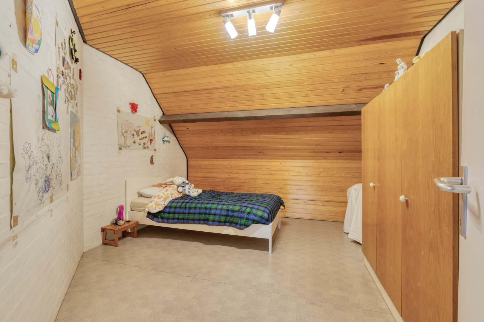 Ruime, rustig gelegen gezinswoning met 3 slpk. in Mol 