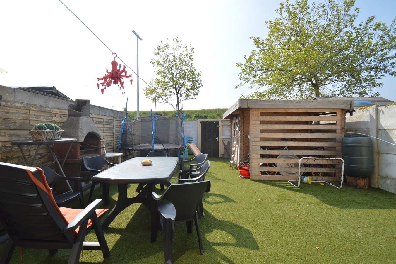 Instapklare gezinswoning met tuin en achteruitgang - Zeebrugge 